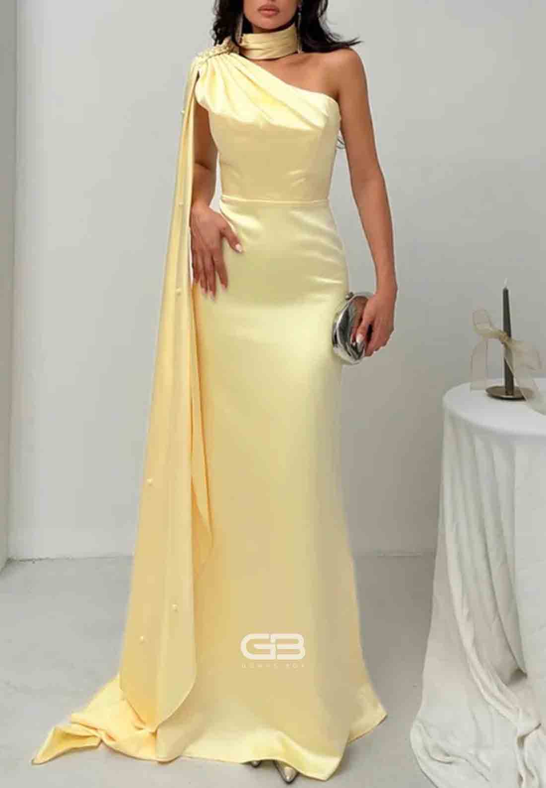 Red Spaghetti Straps Beading Sweetheart Mermaid Evening Gowns With Fea