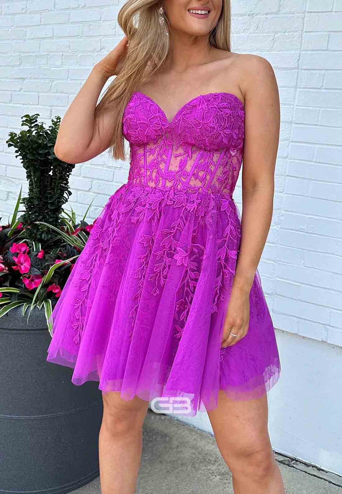 A-Line Strapless Lace Up Short Tulle Homecoming Dresses with Appliques