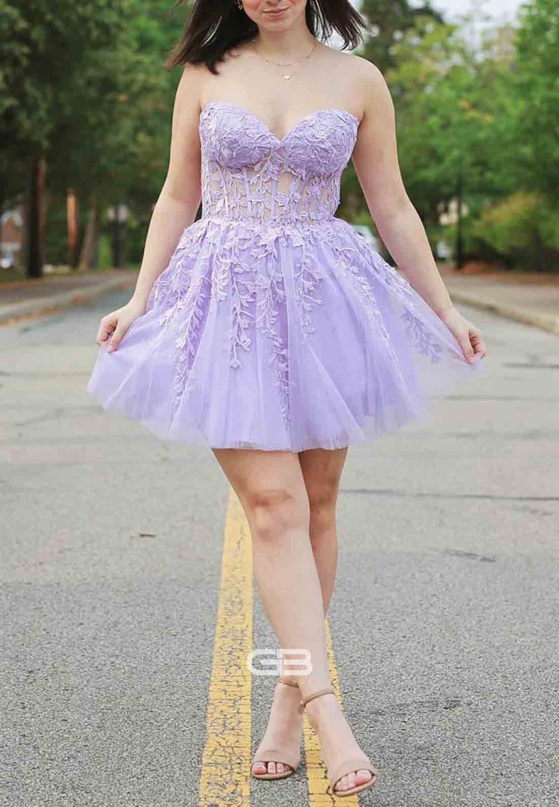 A-Line Strapless Lace Up Short Tulle Homecoming Dresses with Appliques