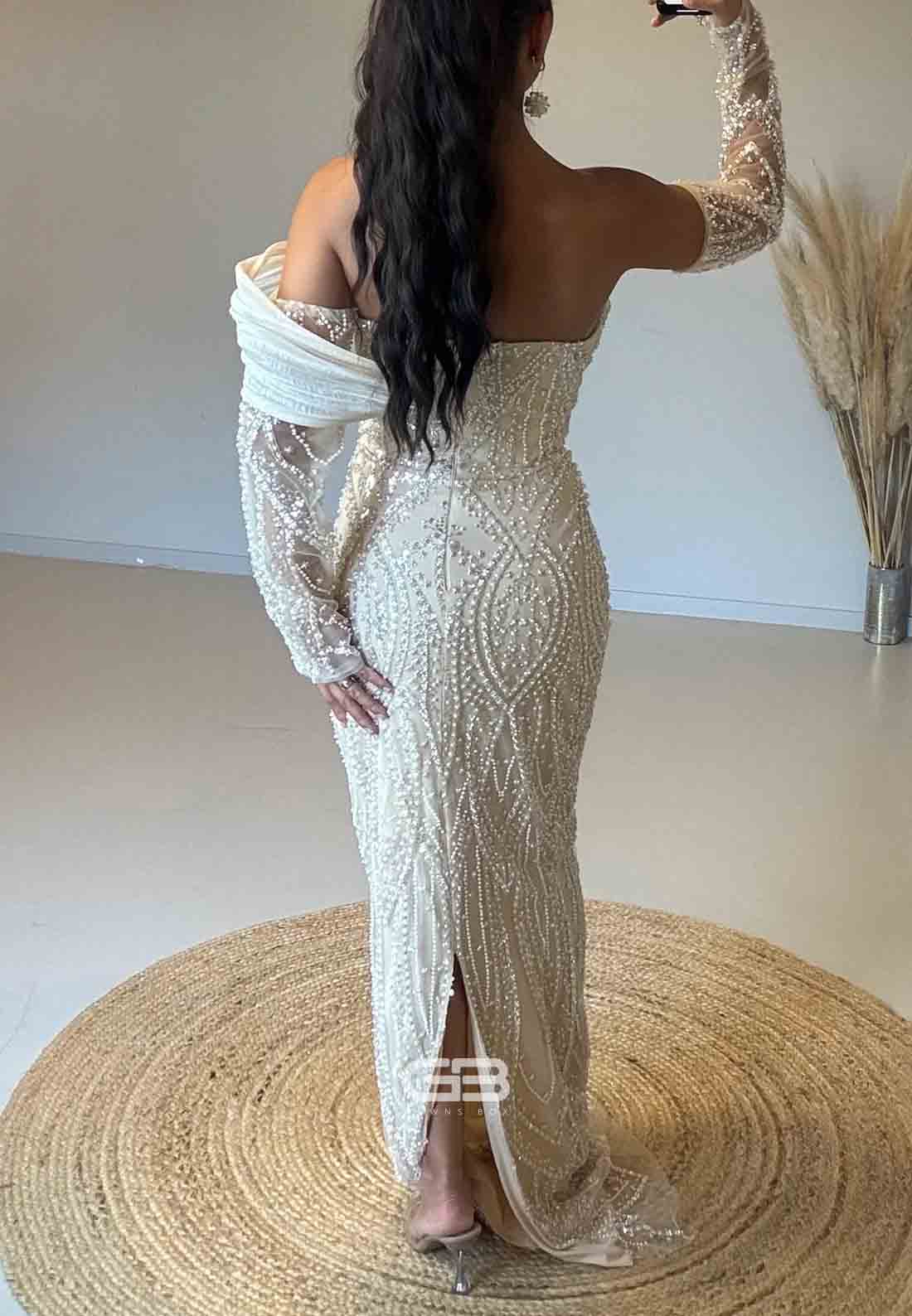 Off the Shoulder Long Sleeves Sheath Floor-Length Evening Gowns with Beading