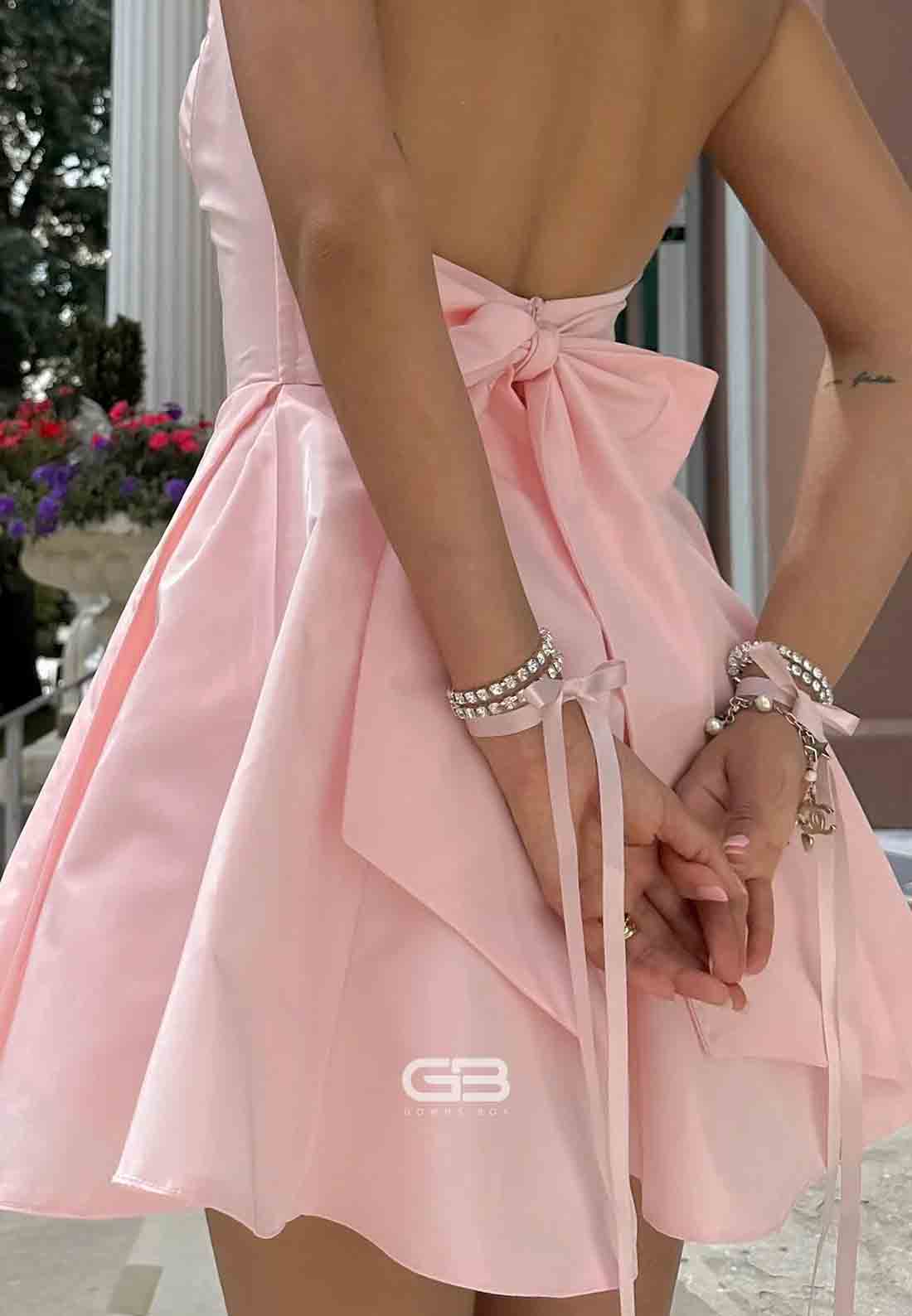 Cute Halter A Line Sweetheart Pink Short Homecoming Dress with Bowknot