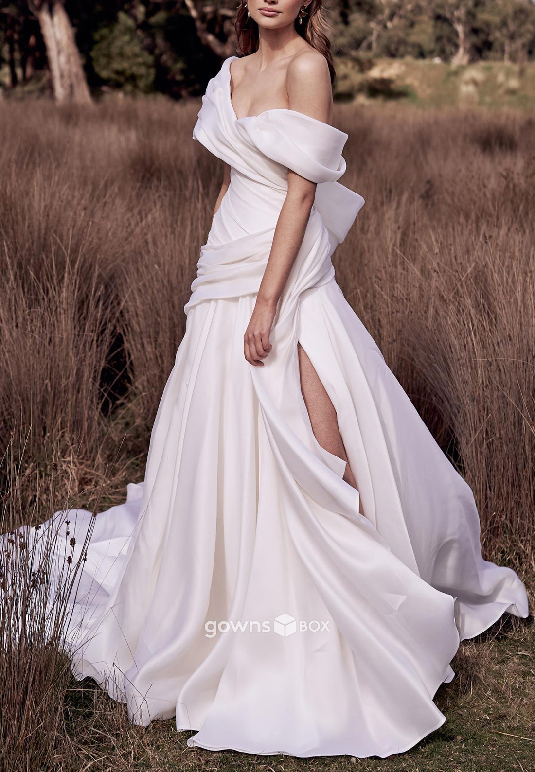 One Shoulder Tulle Pleated A-Line Side Slit Ruched Court Train Wedding Dresses 