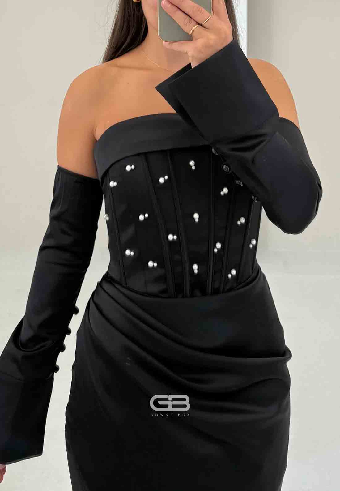 Elegant Strapless Satin Mermaid Floor-Length Evening Gowns with Pearls and slit