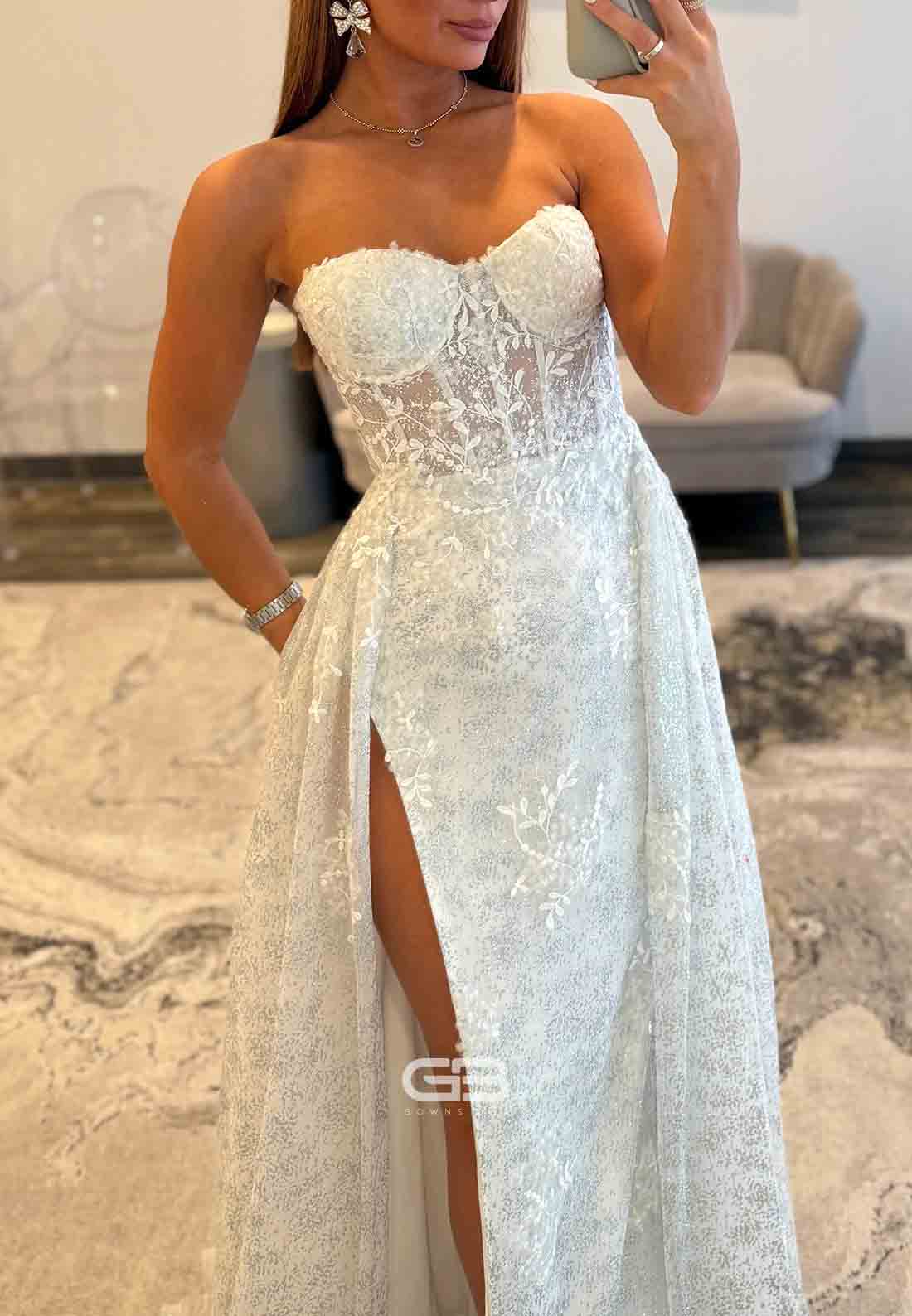 Sweetheart Floor-Length White High Slit Strapless Embroidery Prom Dresses