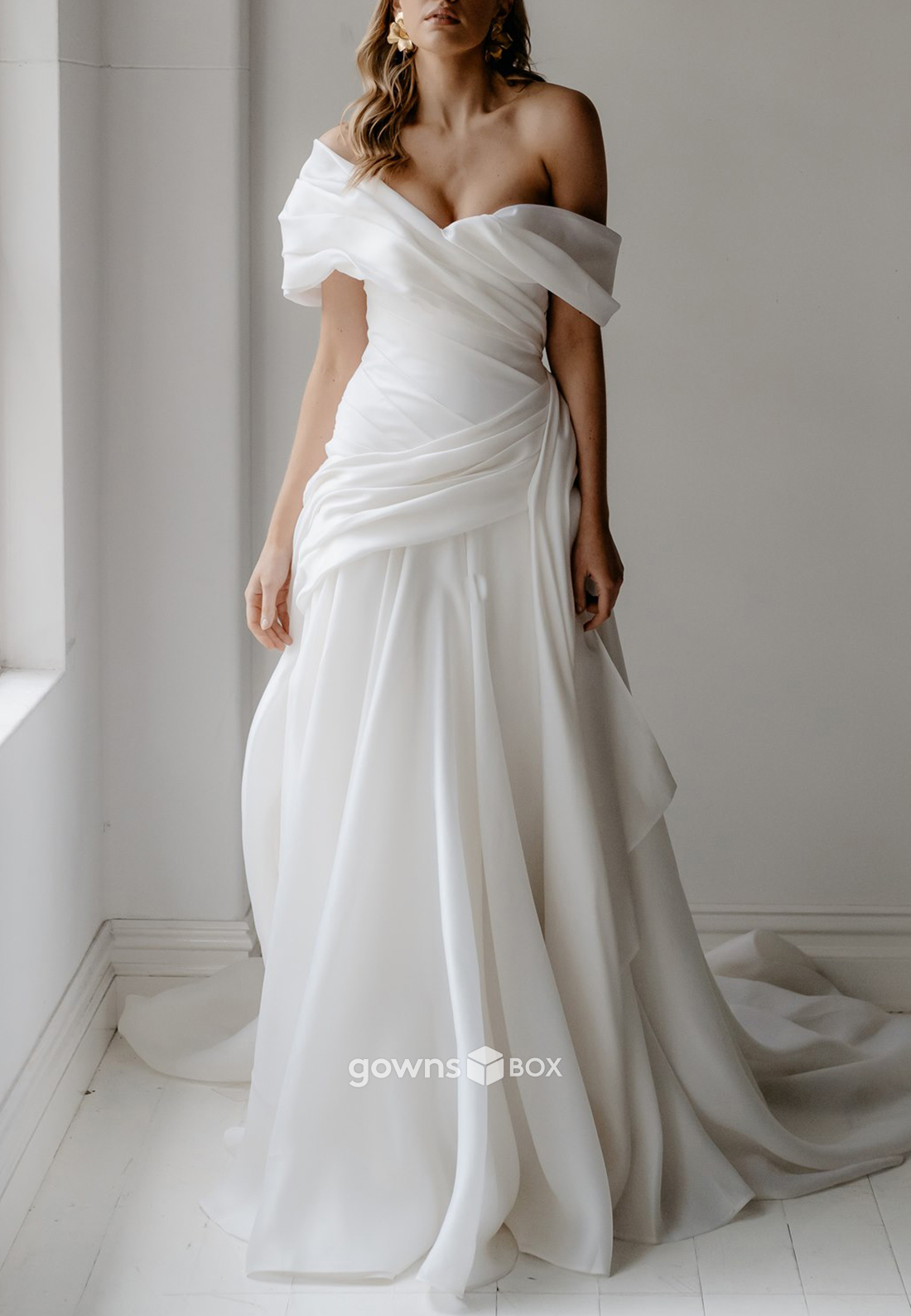 One Shoulder Tulle Pleated A-Line Side Slit Ruched Court Train Wedding Dresses 