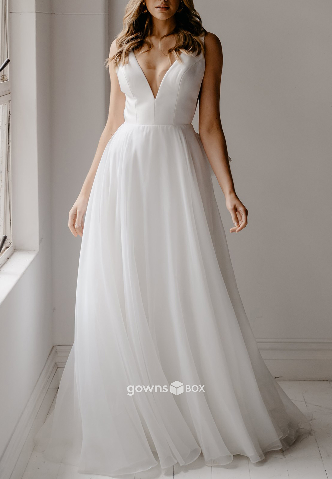 Bell Sleeves Lace High Slit A-Line Sweep Train V-Neck Vintage Wedding 