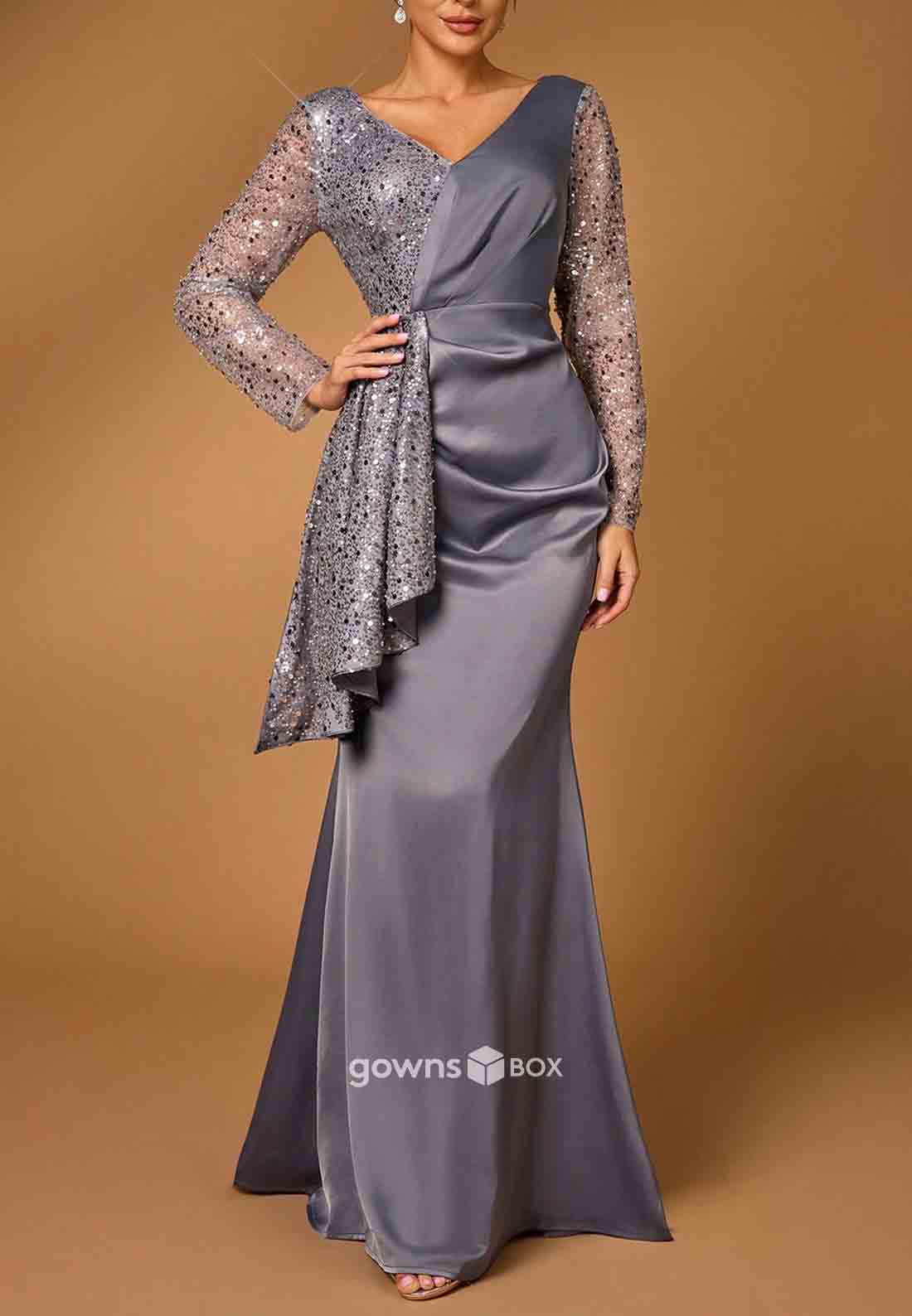 Long Sleeves Sequined V-Neck Mother of Bride Dresses Trumpet Pleated Floor-Length Evening Gowns-GownsBox