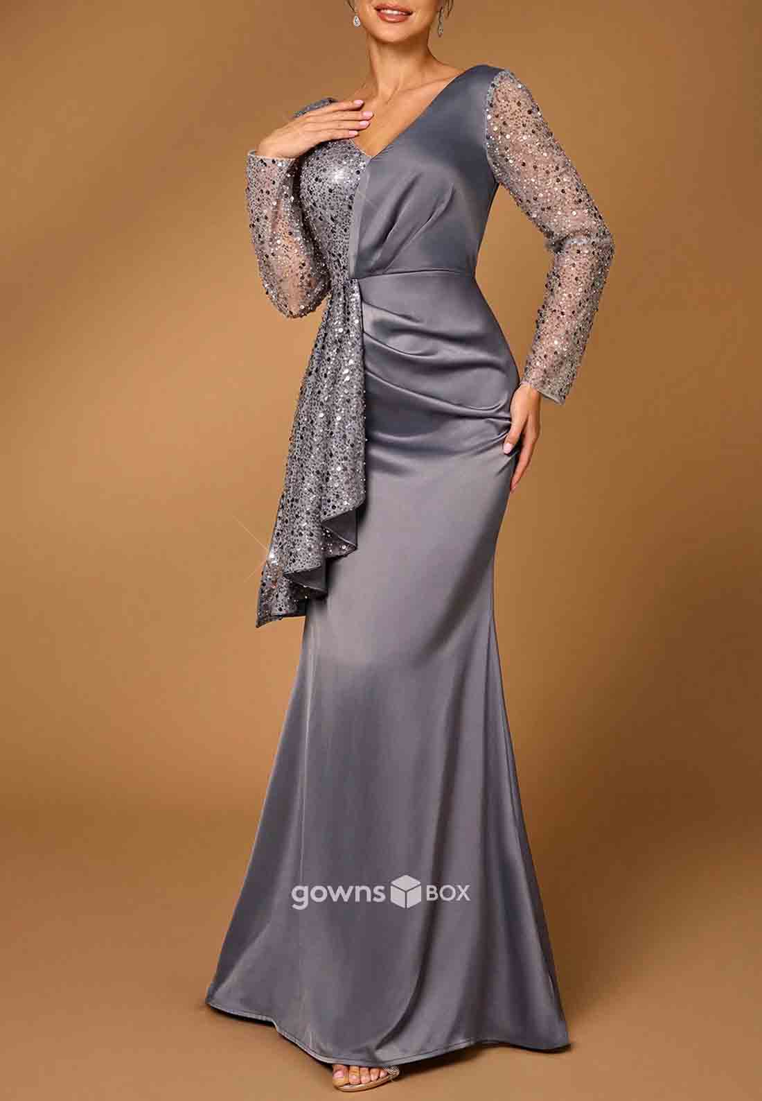 Long Sleeves Sequined V-Neck Mother of Bride Dresses Trumpet Pleated Floor-Length Evening Gowns-GownsBox
