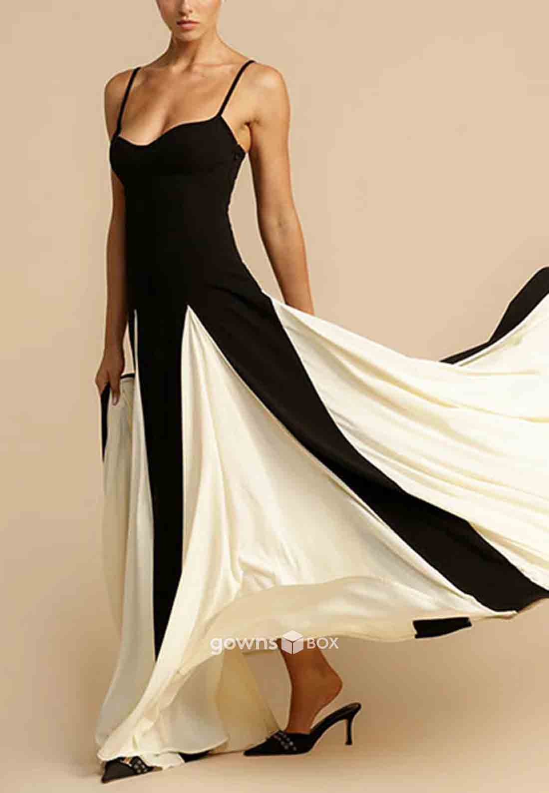 Spaghetti Straps Sweetheart Floor-Length Sleeveless Pleated Evening Gowns-GownsBox