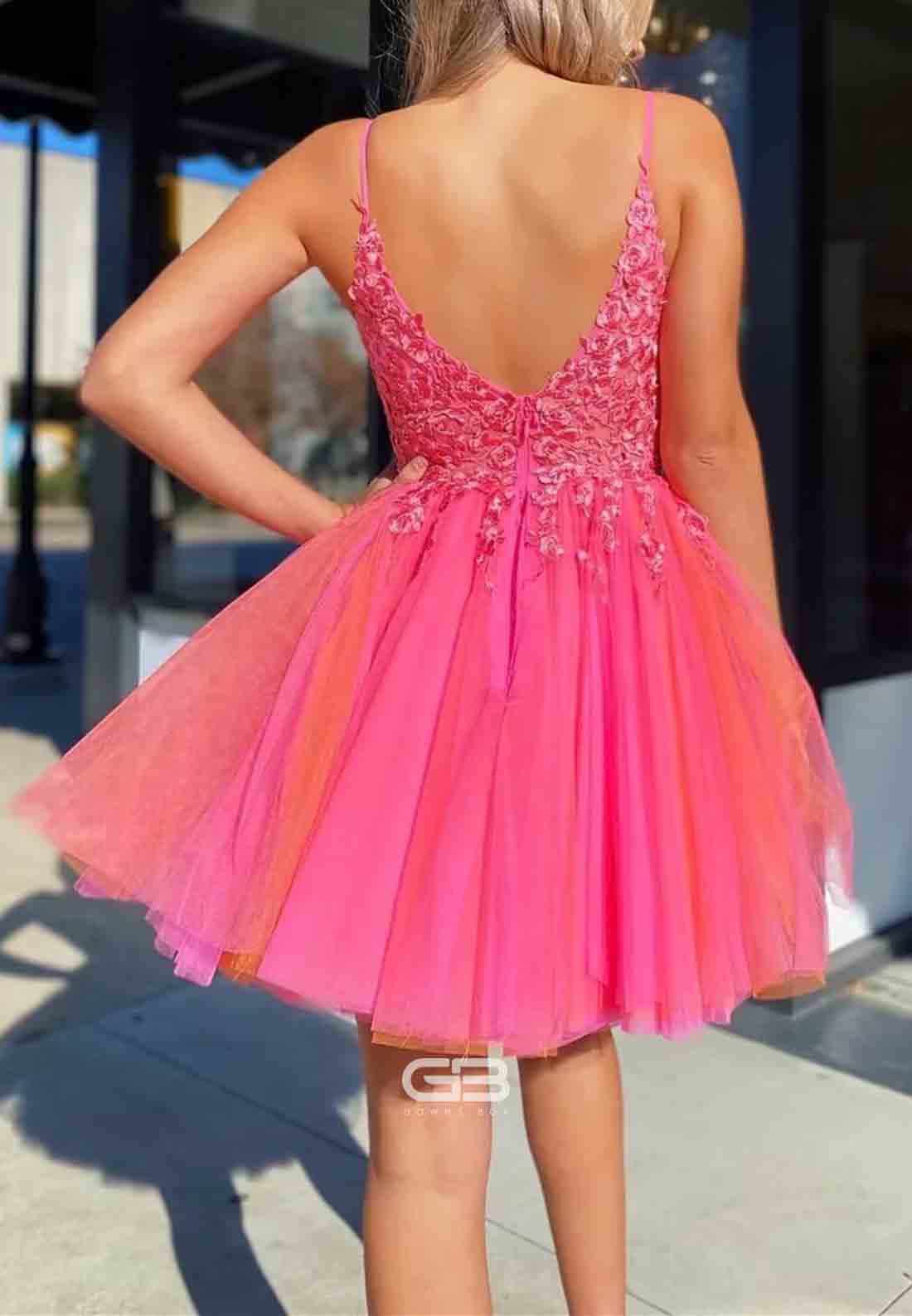 Gorgeous Spaghetti Straps Low Back Organza A-Line Short Homecoming Dress