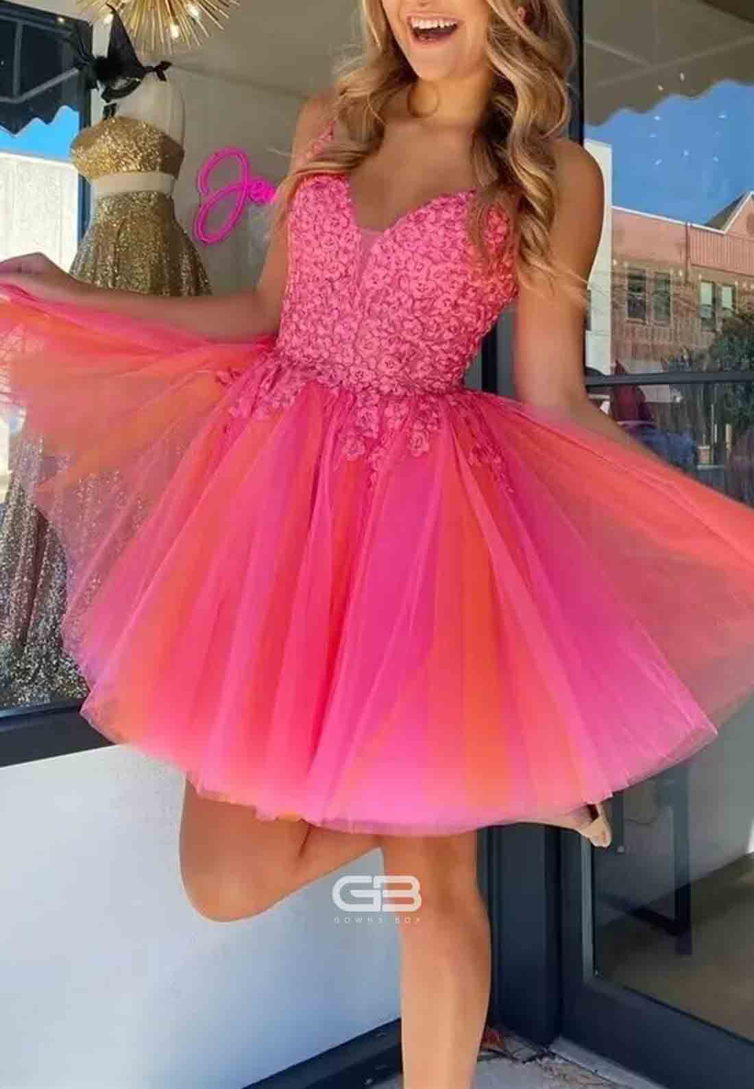 Gorgeous Spaghetti Straps Low Back Organza A-Line Short Homecoming Dress