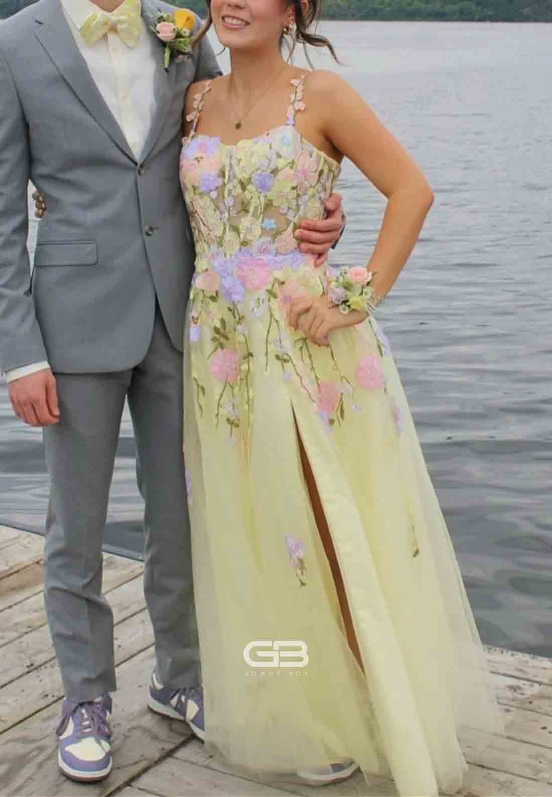 Straps Shoulder Flower Yellow Appliques A-line Long Dress with Slit