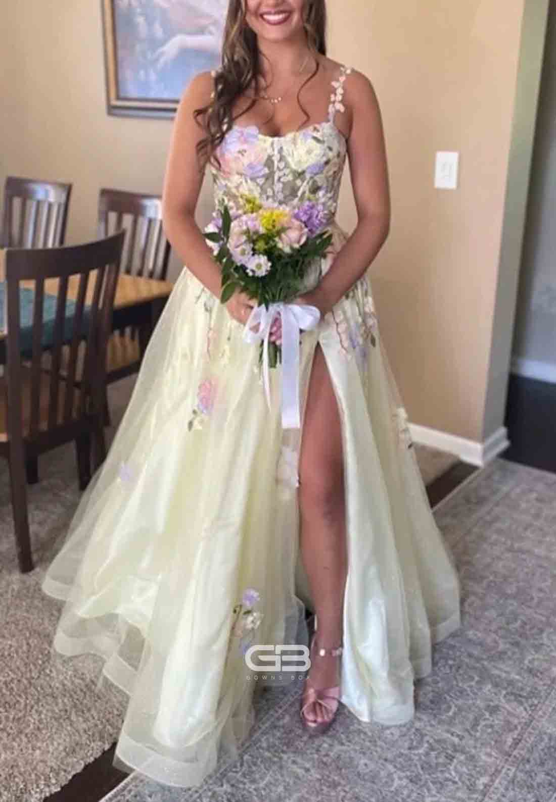 Straps Shoulder Flower Yellow Appliques A-line Long Dress with Slit