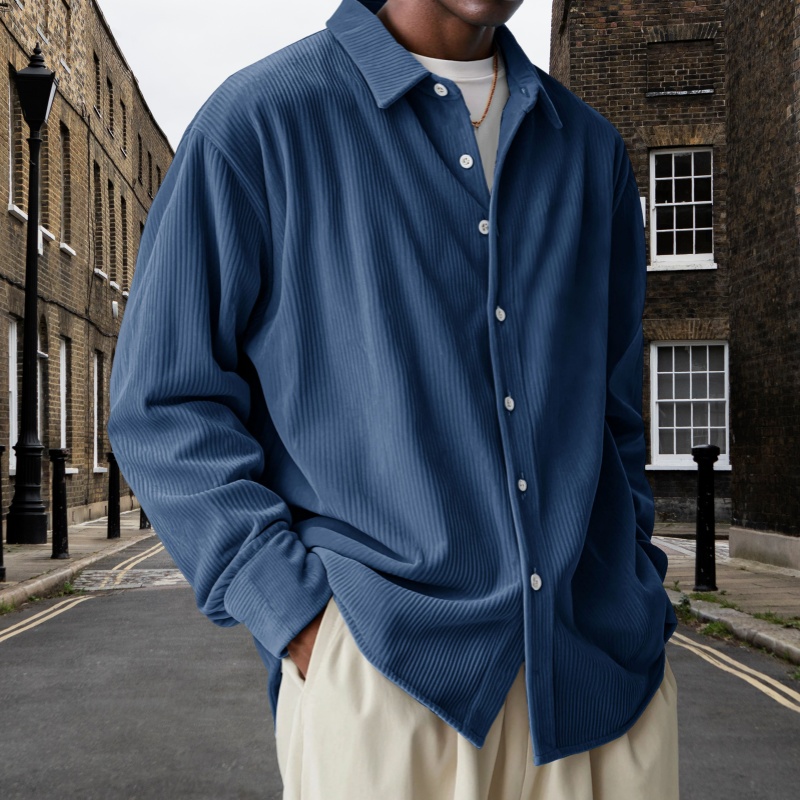 Lockeres, Trendiges Herren-Cordhemd