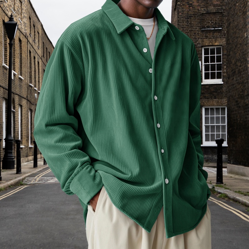 Lockeres, Trendiges Herren-Cordhemd