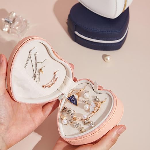 Jewellery Case,Love Shape Vegan Leather Jewellery Box, Small Jewellery Organizer Storage Case, Portable PU Leather Mini Jewelry Travel Case for Girls Womens Earring, Necklace, Rings,Bracelets