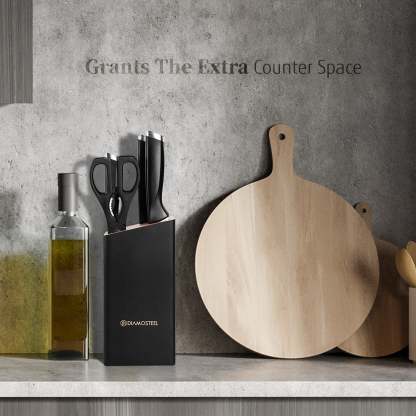 Black Knife Set with Block, 7 Pieces Sharp Knife Block Set with Stainless Steel Blade and Ergonomic Handle, Chef, Slicing, Bread, Utility, Paring Knife, Kitchen Scissors and Wooden Block
