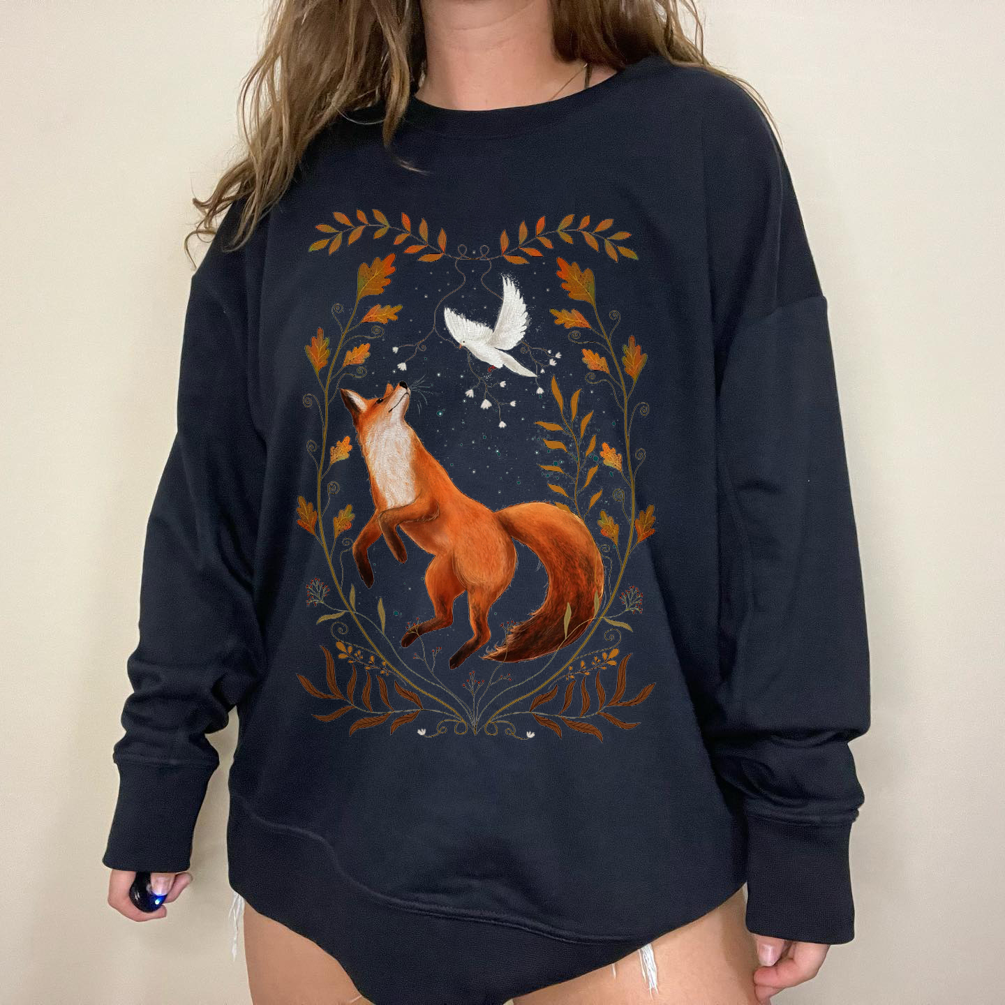 Autumn Fox Chasing White Pigeon Printed Casual Pullover