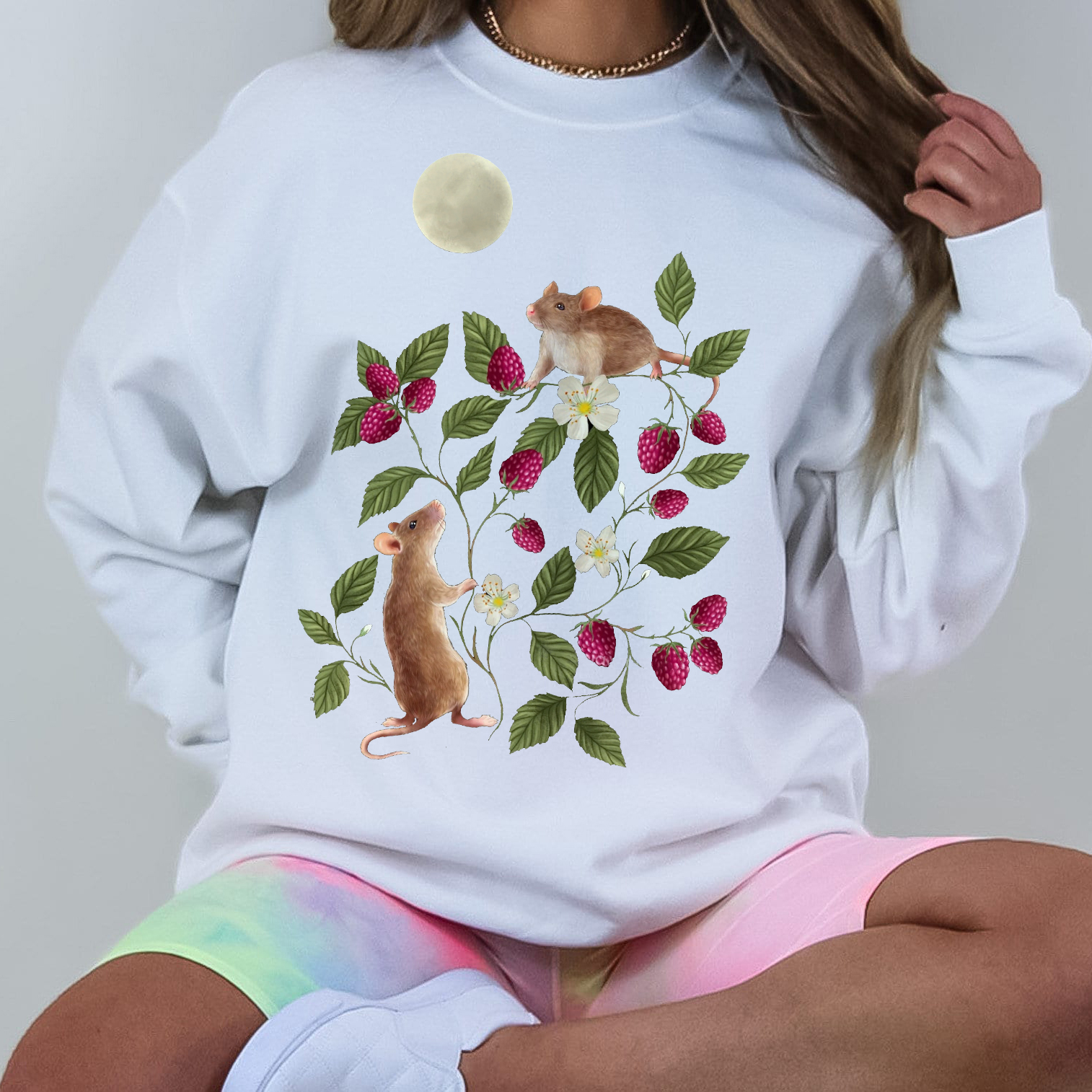 Raspberry Mouse Graphic Casual Pullover