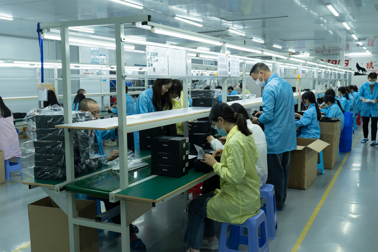 {"default":"dual wavelength 1535nm and 1064nm laser module integration"}
