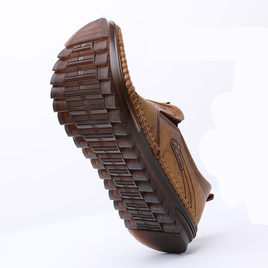 Soft Men's Running Shoes for Autumn and Winter