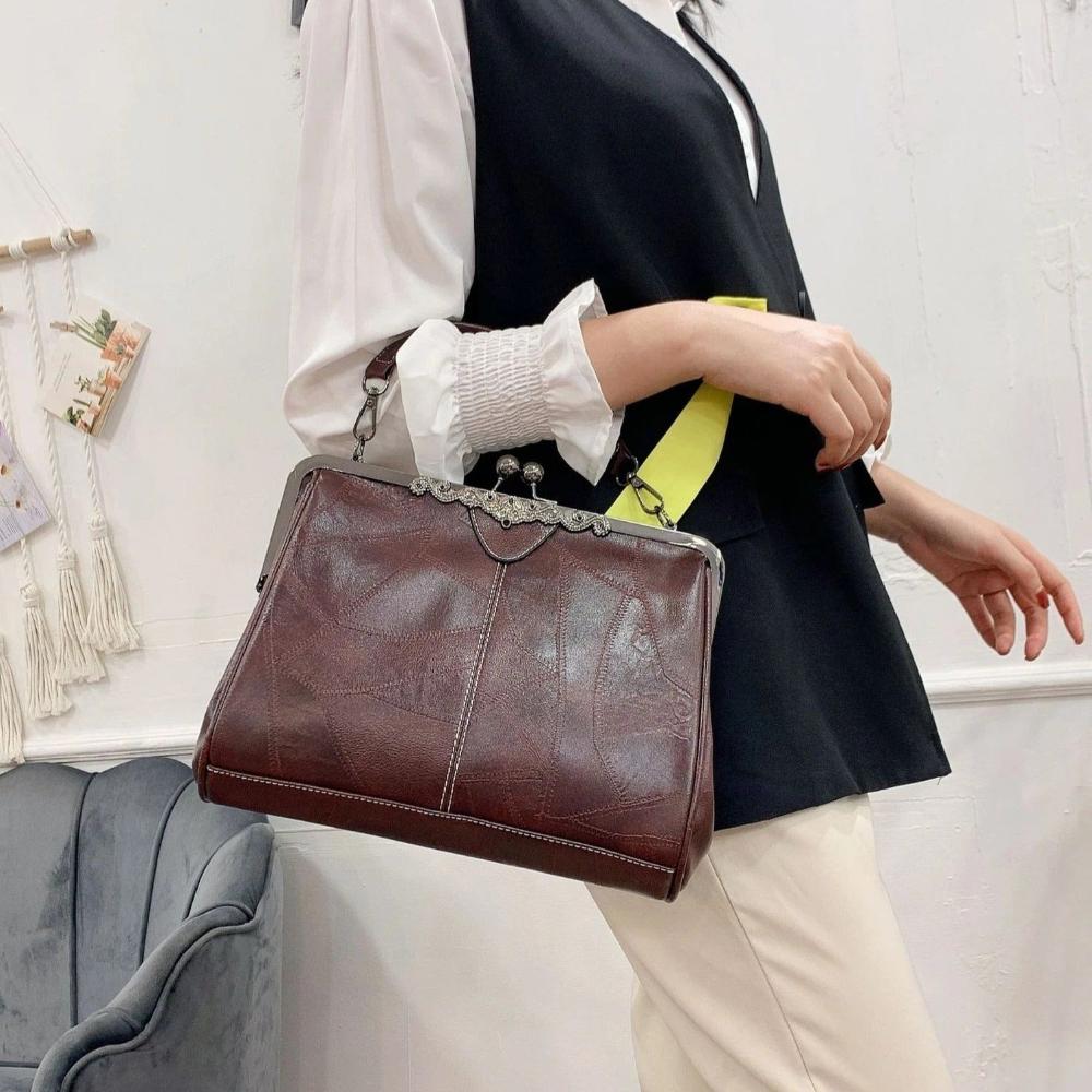 Celeste™ | Vintage Kiss-Lock Shoulder Bag