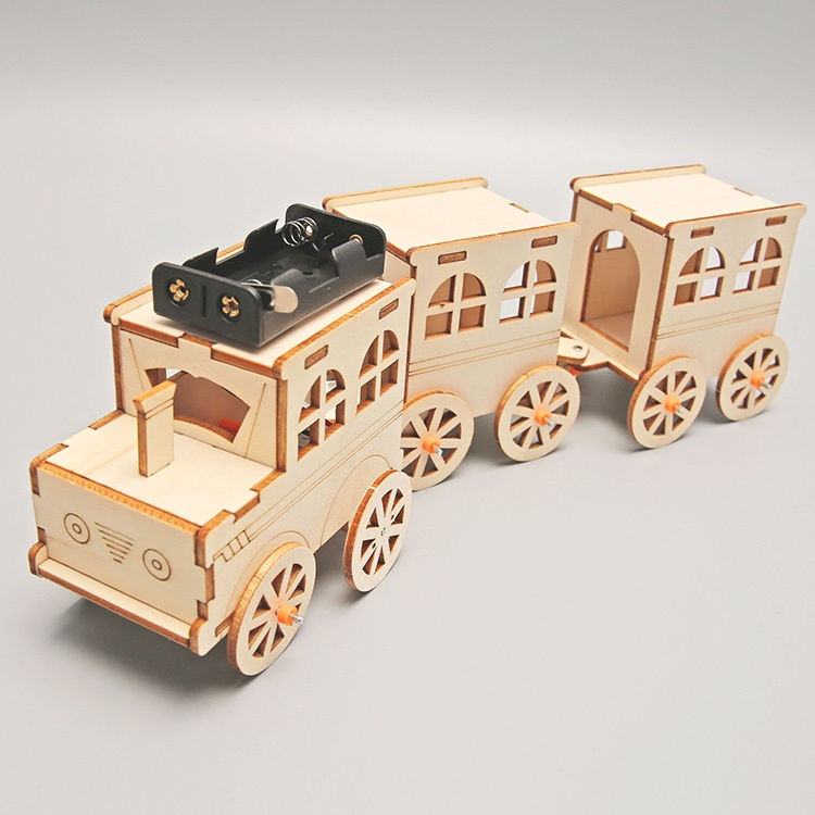 DIY Passenger Train - 3D Wooden Puzzle Kit by makenfun