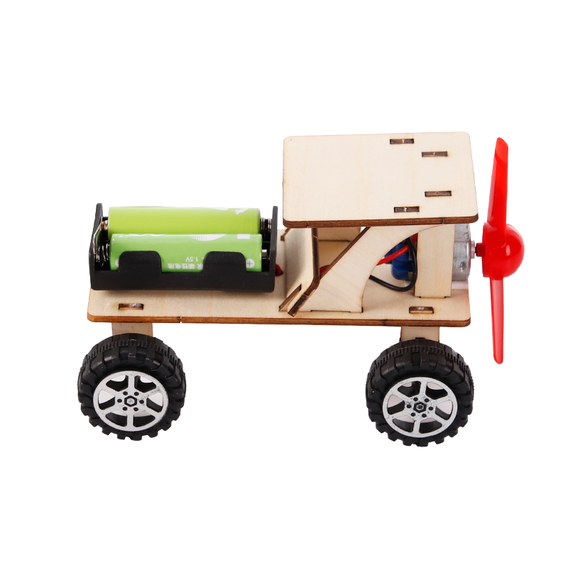 Wind Car - 3D Wooden Puzzle Kit by makenfun