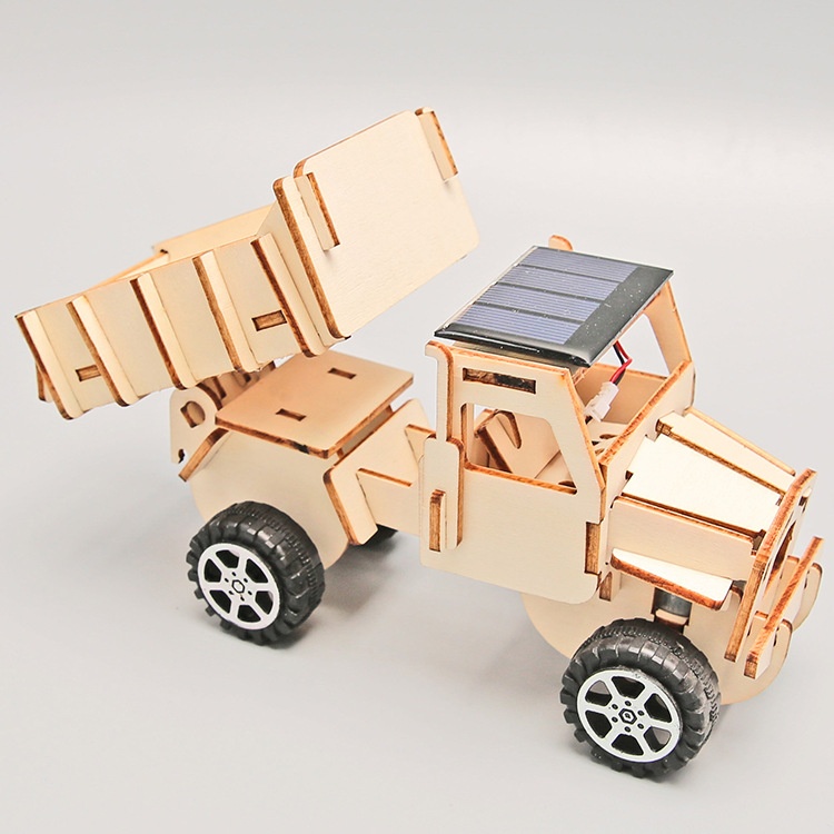 Solar Truck - 3D Wooden Puzzle Kit by makenfun
