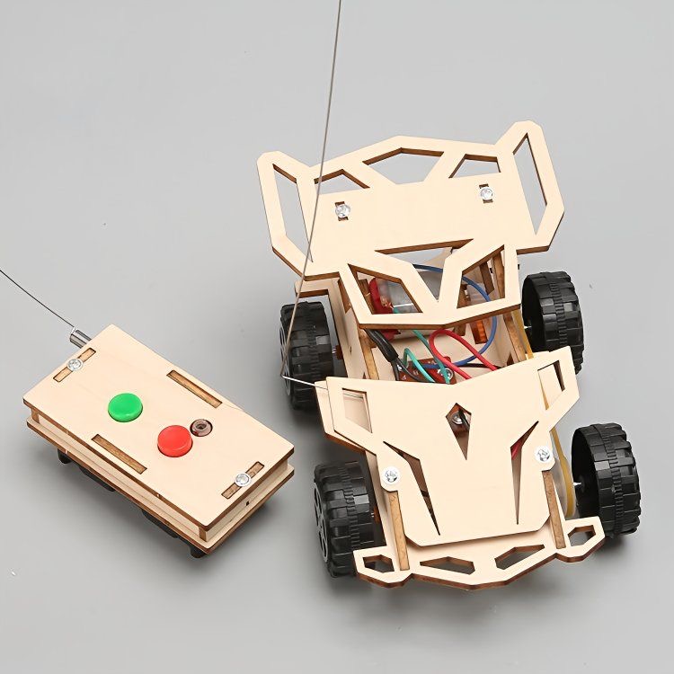 Wooden RC Car - 3D Wooden Puzzle Kit by makenfun