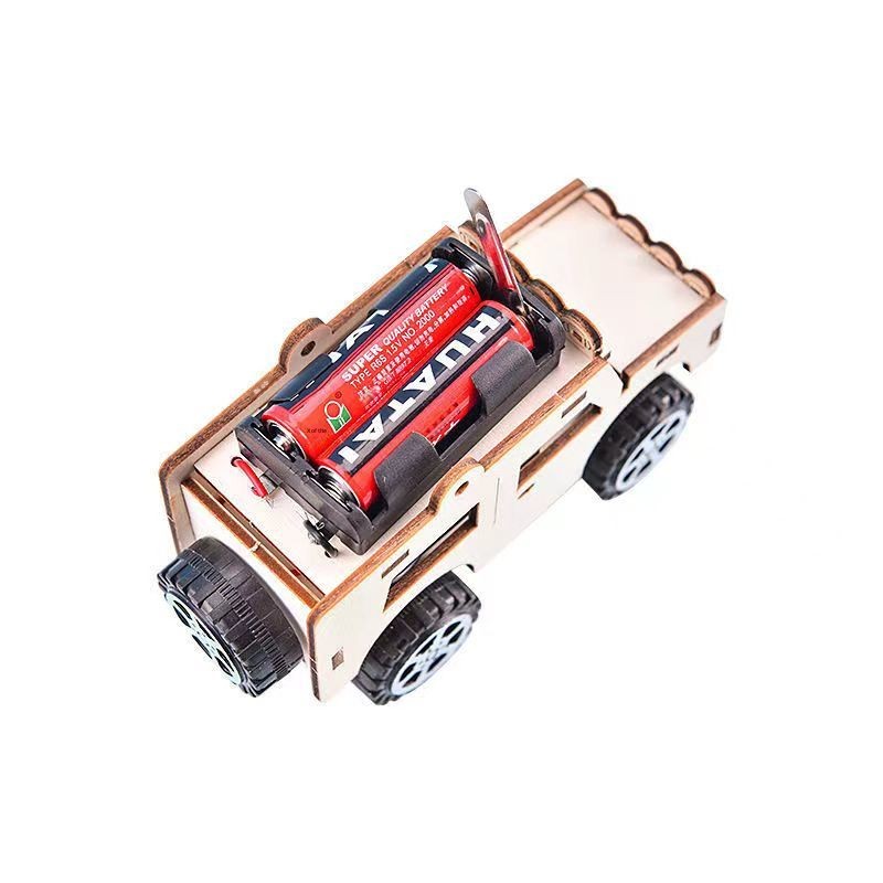 Jeep DIY - 3D Wooden Puzzle Kit by makenfun