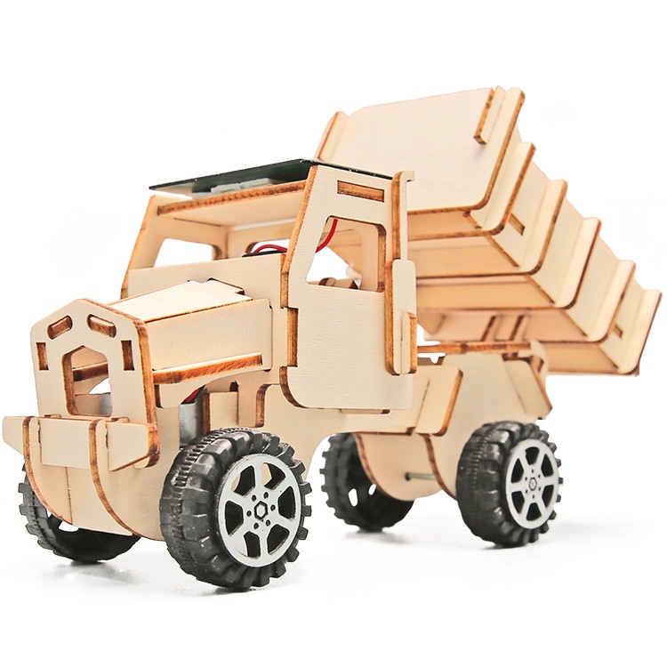 Solar Truck - 3D Wooden Puzzle Kit by makenfun