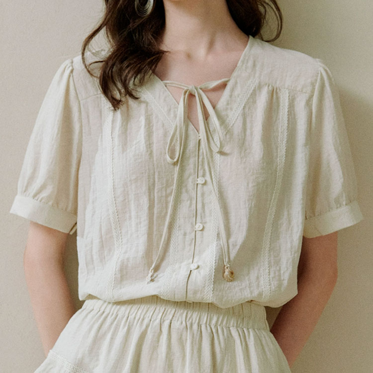 Simple commuting new loose short-sleeved shirt