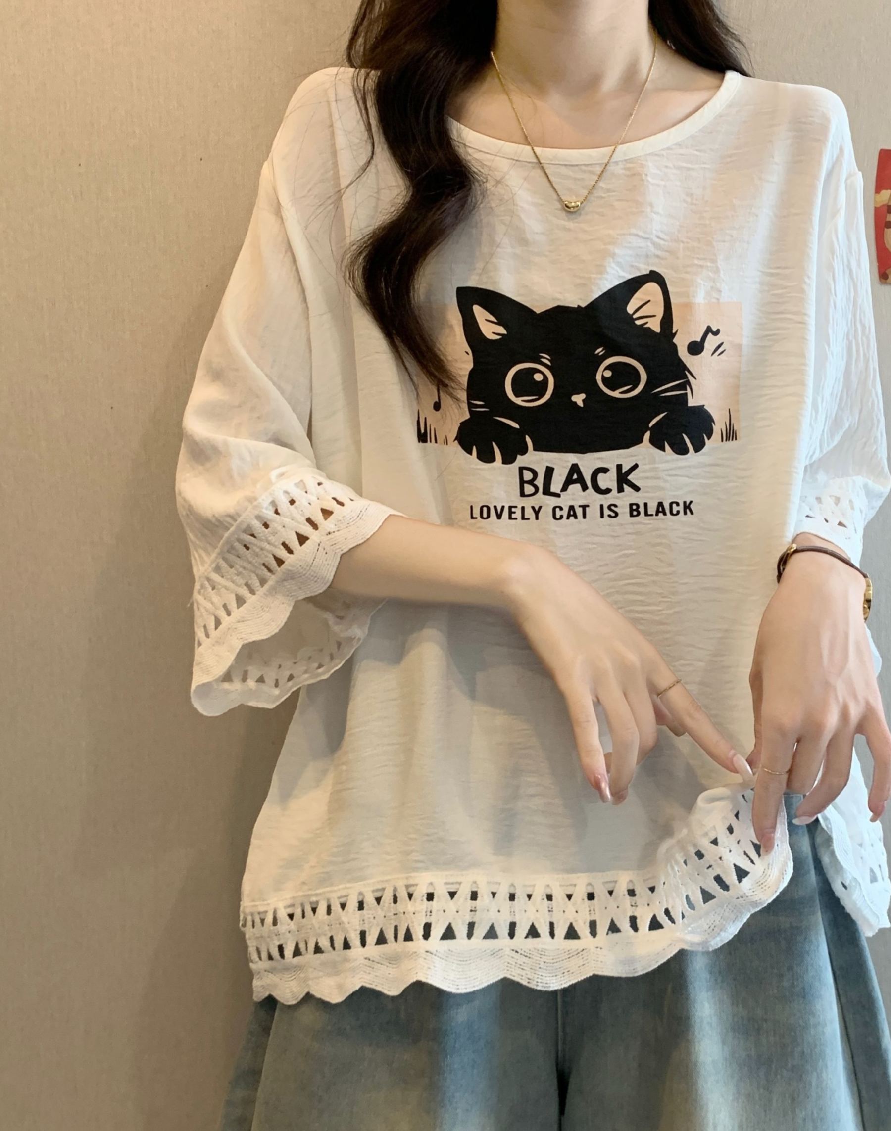 Women's American printed hollow shoulder short-sleeved T-shirt for fat women, loose and slim, belly-covering chic tops