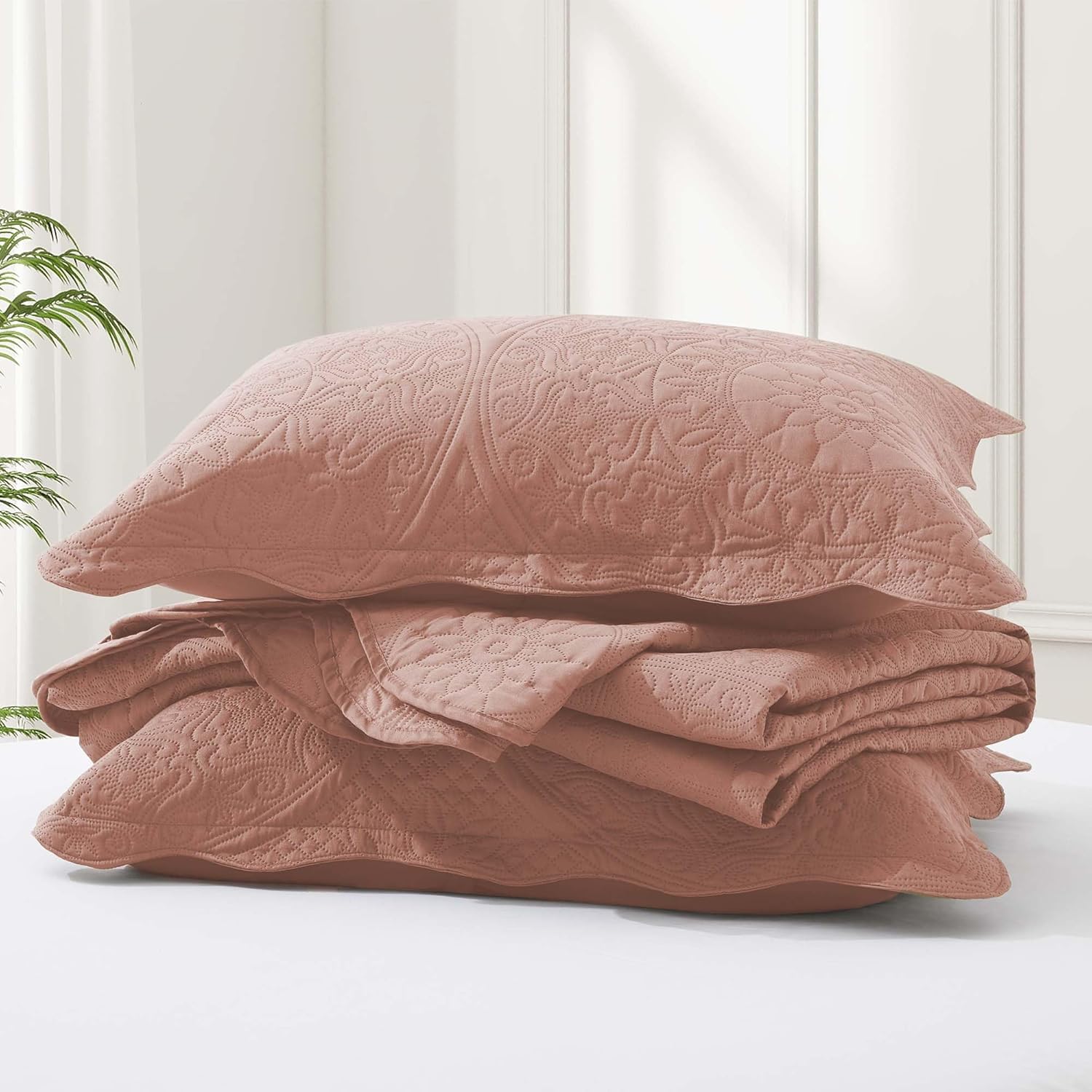 IR Imperial Rooms Twin Quilt Bedding Set Size (68” x 86”) + 1 Pillow Shams (20” x 26” + 2”) - 2 Pcs All Season Lightweight Reversible Microfiber Coverlet Floral Embossed Quilt Bedspread (Burgundy)