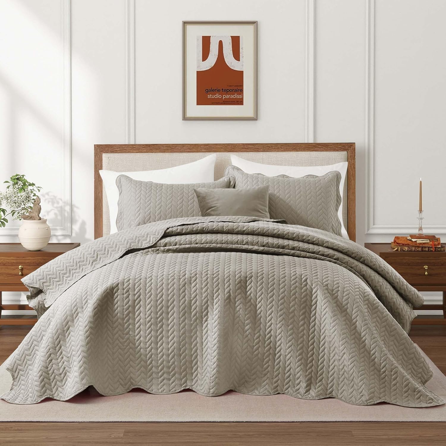 IR Imperial Rooms Twin Quilt Bedding Set Size (68” x 86”) + 1 Pillow Shams (20” x 26” + 2”) - 2 Pcs All Season Lightweight Reversible Microfiber Coverlet Floral Embossed Quilt Bedspread (Burgundy)