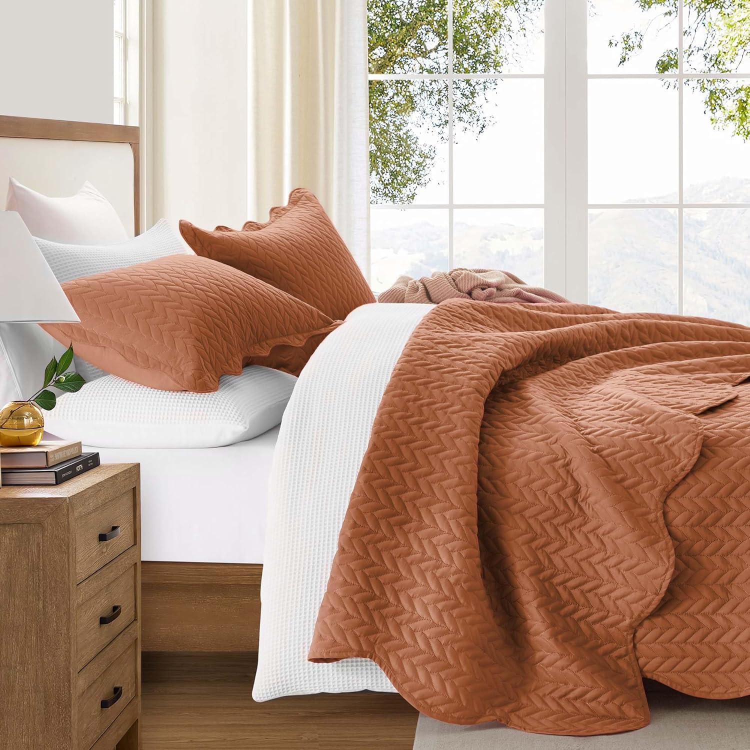 IR Imperial Rooms Twin Quilt Bedding Set Size (68” x 86”) + 1 Pillow Shams (20” x 26” + 2”) - 2 Pcs All Season Lightweight Reversible Microfiber Coverlet Floral Embossed Quilt Bedspread (Burgundy)