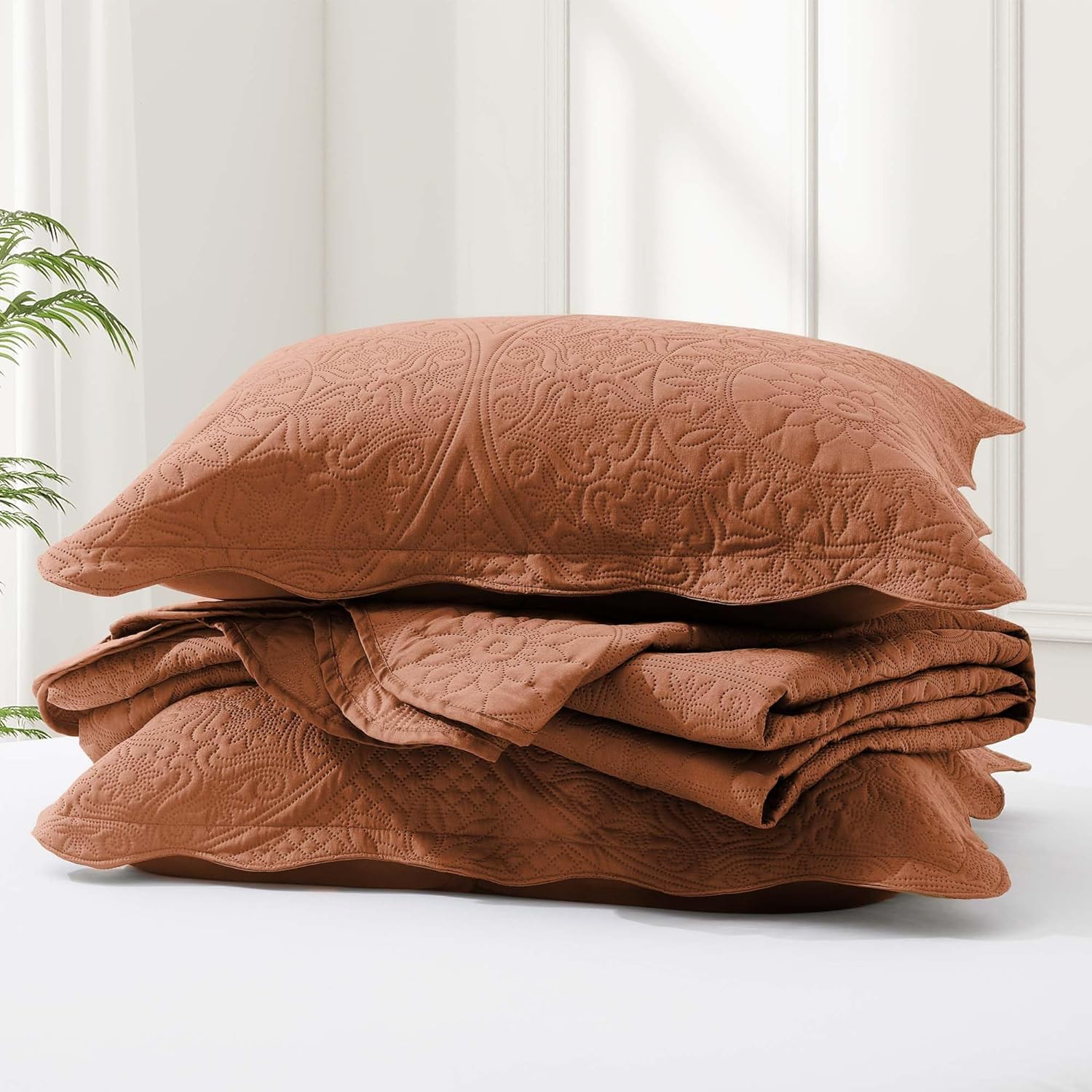 IR Imperial Rooms Twin Quilt Bedding Set Size (68” x 86”) + 1 Pillow Shams (20” x 26” + 2”) - 2 Pcs All Season Lightweight Reversible Microfiber Coverlet Floral Embossed Quilt Bedspread (Burgundy)