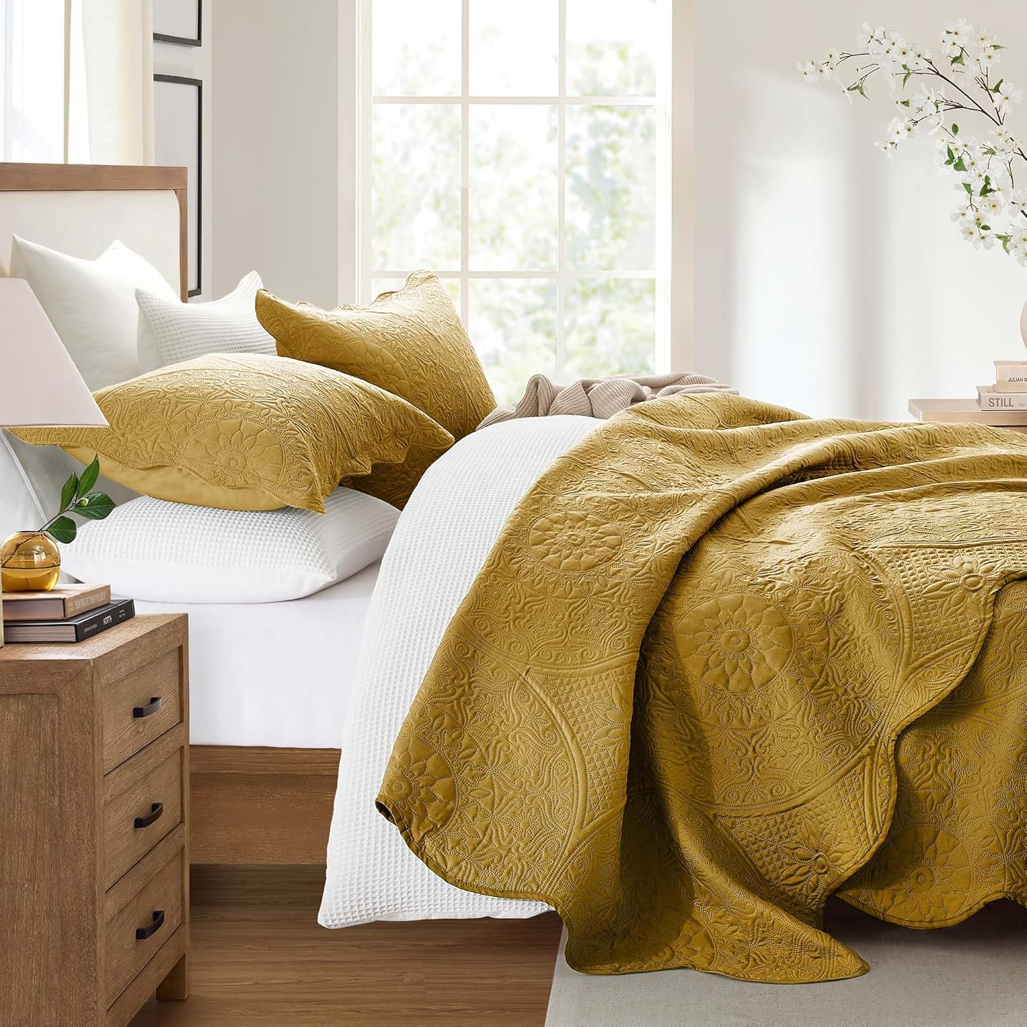 IR Imperial Rooms Twin Quilt Bedding Set Size (68” x 86”) + 1 Pillow Shams (20” x 26” + 2”) - 2 Pcs All Season Lightweight Reversible Microfiber Coverlet Floral Embossed Quilt Bedspread (Burgundy)