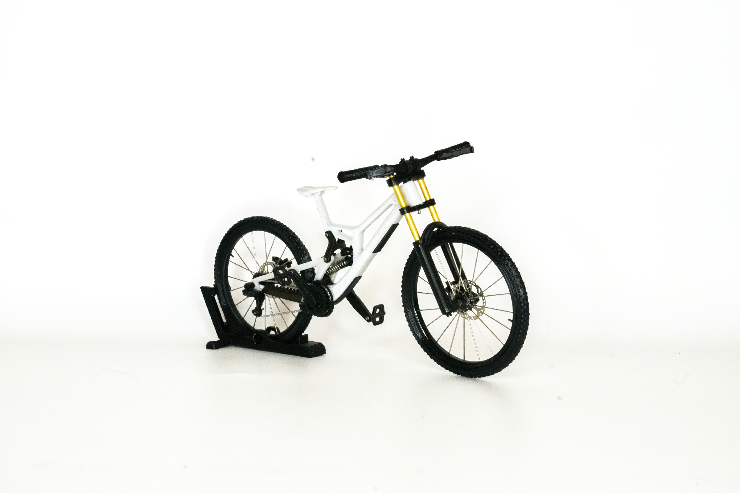 Handmade mountain bike model (unpainted version)