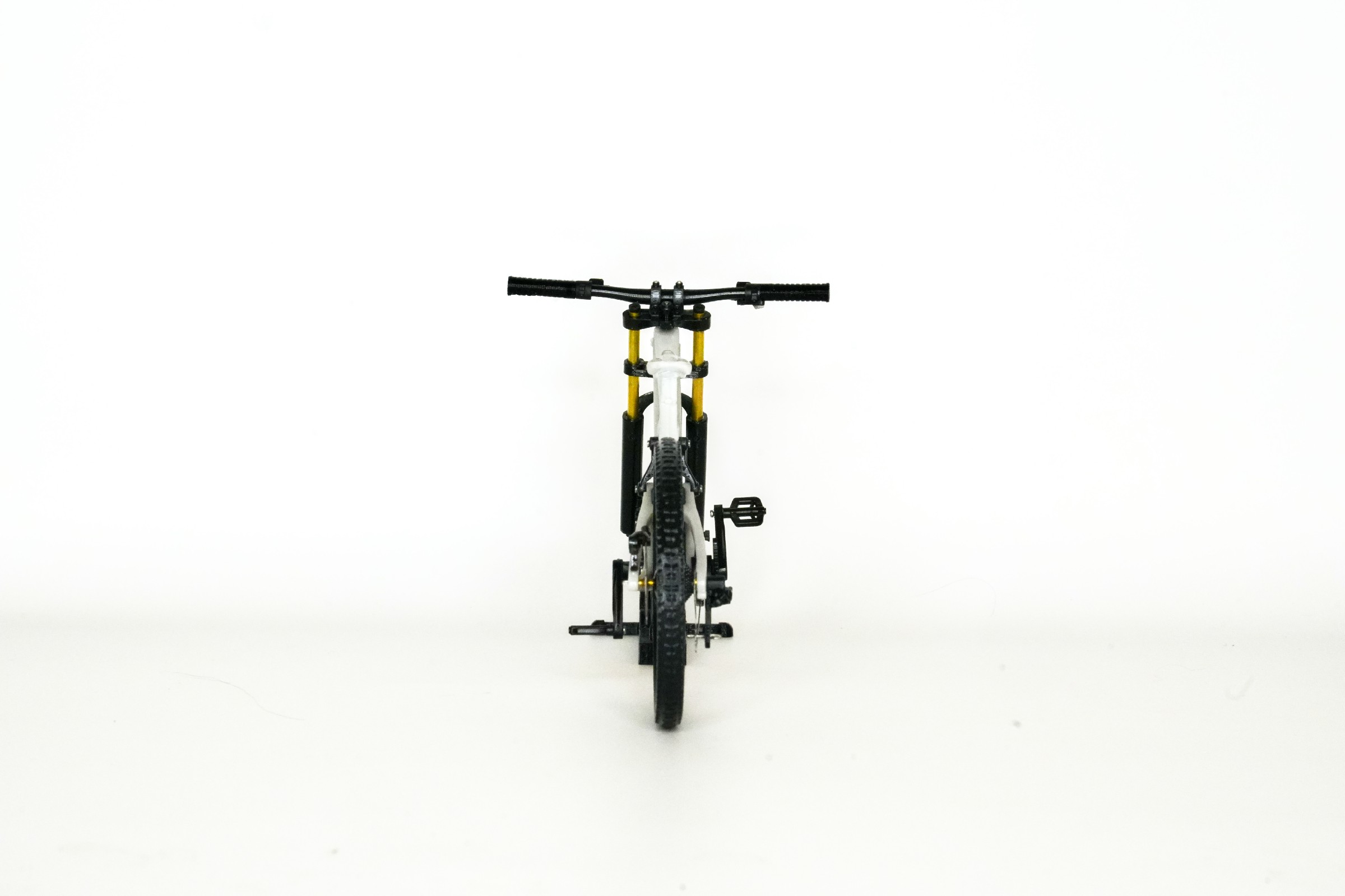 Handmade mountain bike model (unpainted version)