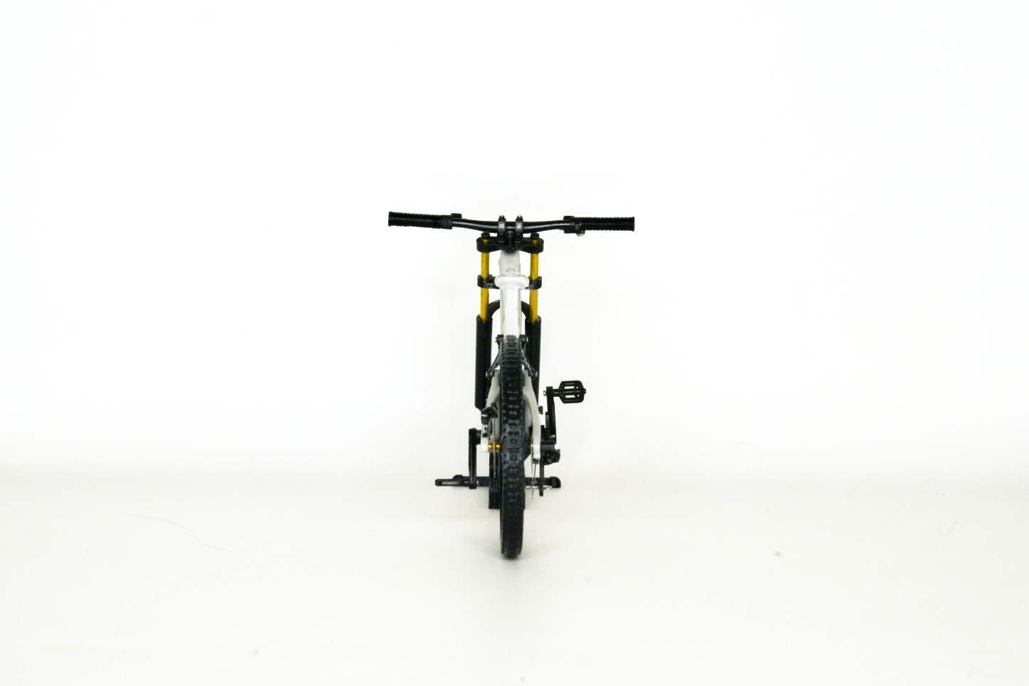 Handmade mountain bike model (unpainted version)