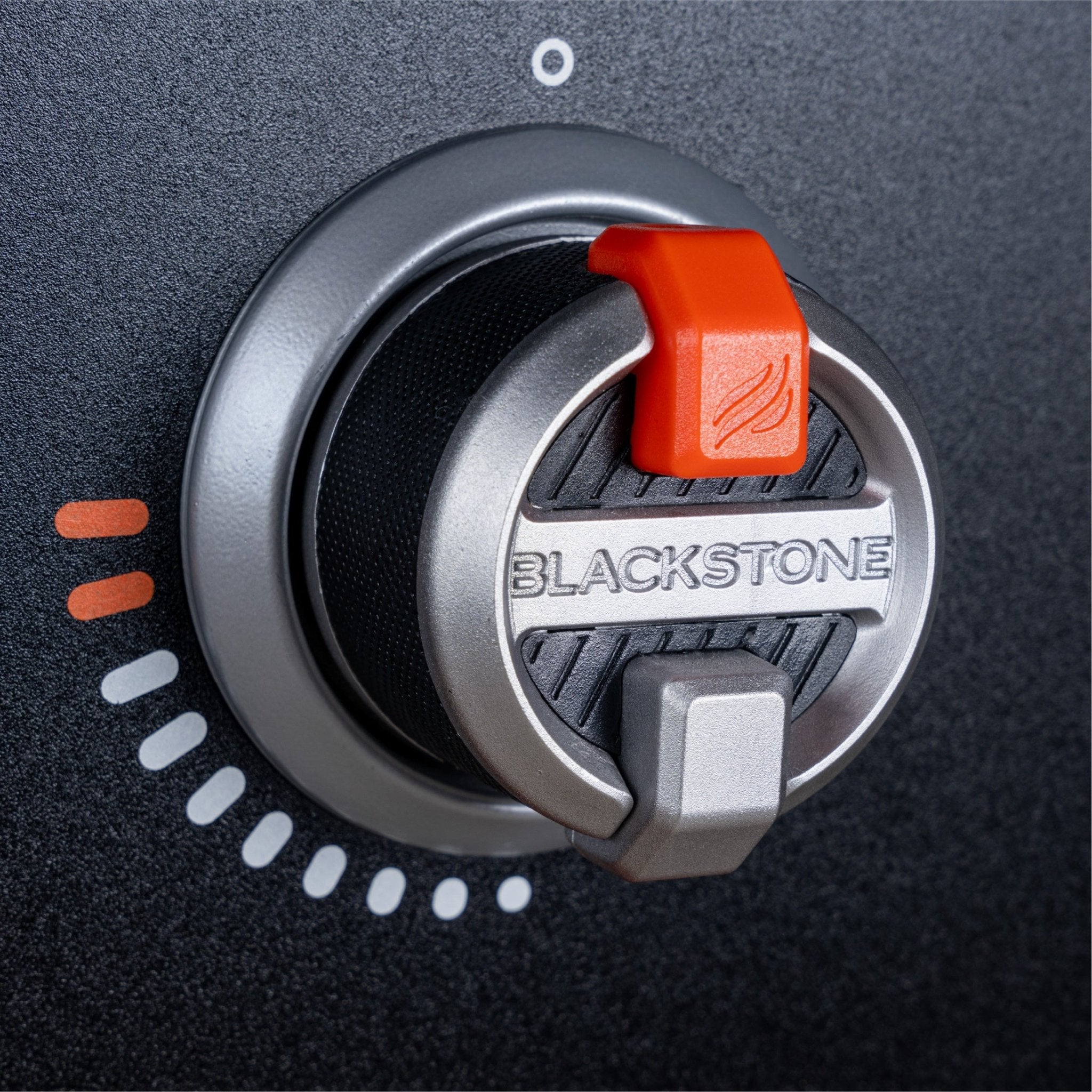 28" Omnivore Griddle with Hard Cover