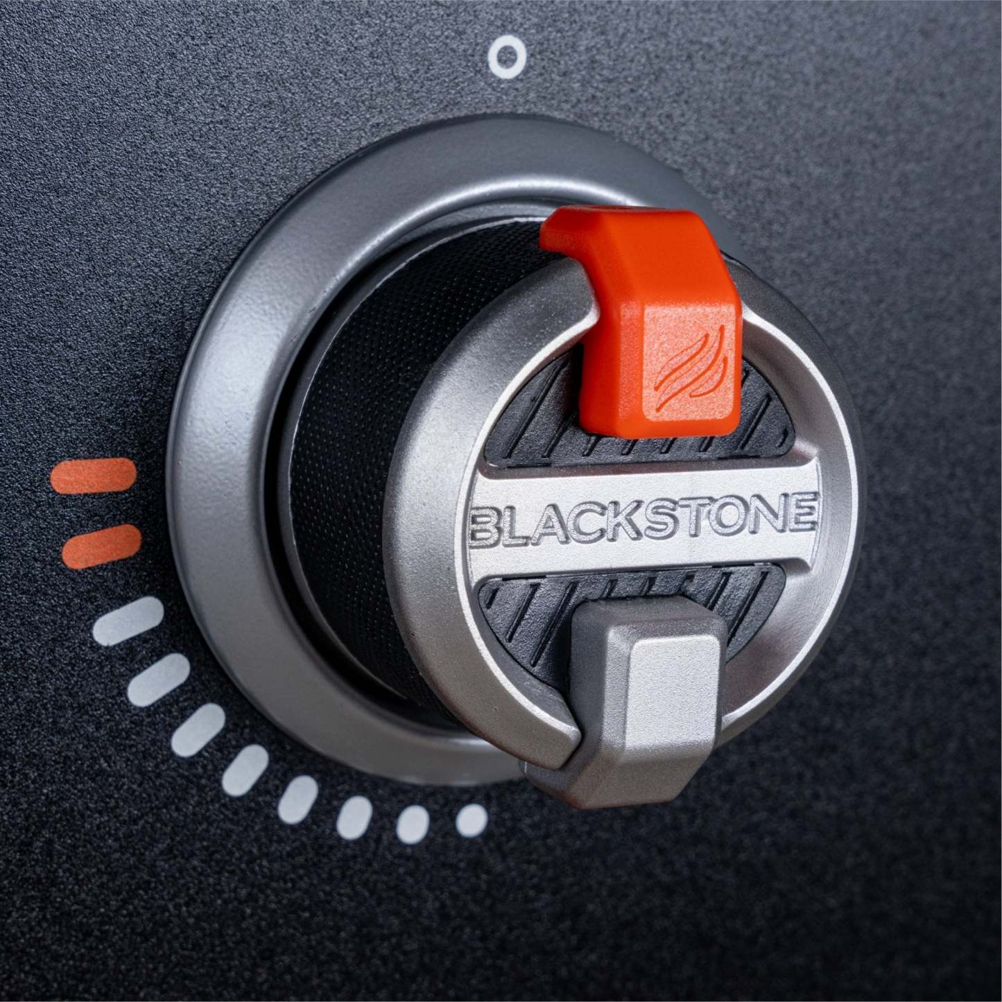 28" Omnivore Griddle with Hard Cover