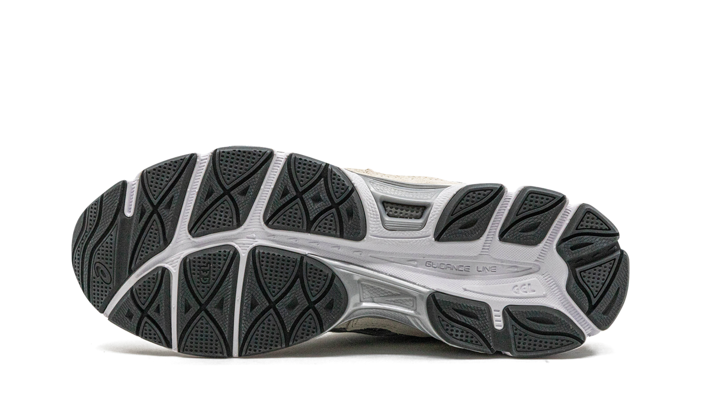 Gel-NYC "Clay Grey"