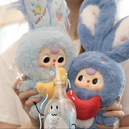 Three-year-old baby Lily Rabbit Town 2nd generation