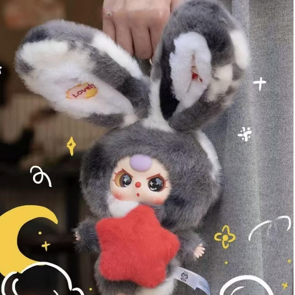 Three-year-old baby Lily Rabbit Town 3rd generation