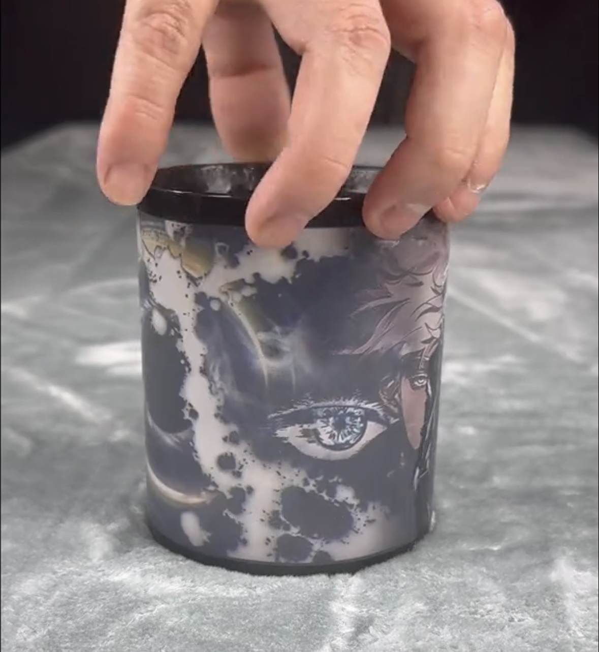 Anime-style Thermo Sensing Color Changing Mug 3-Softonia