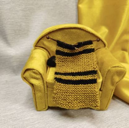 Handmade Mini Collector's Edition Magic Sofa (Fridge Magnet Keychain Ornament)