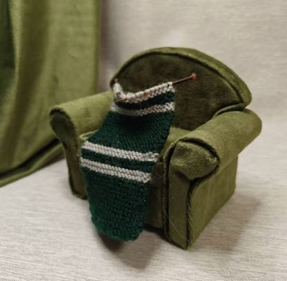 Handmade Mini Collector's Edition Magic Sofa (Fridge Magnet Keychain Ornament)